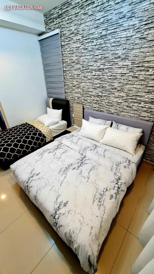 J&J Vacation Home@Novo8 Residence Kampong Tambak Luaran gambar