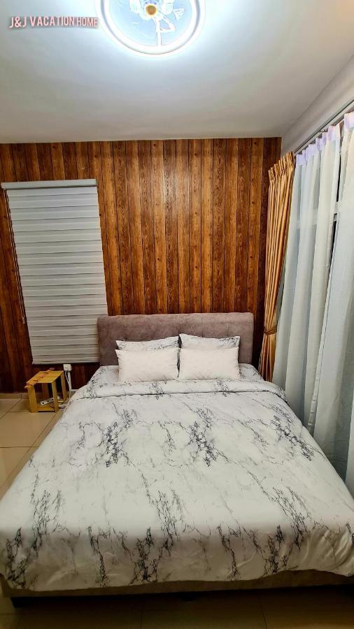 J&J Vacation Home@Novo8 Residence Kampong Tambak Luaran gambar