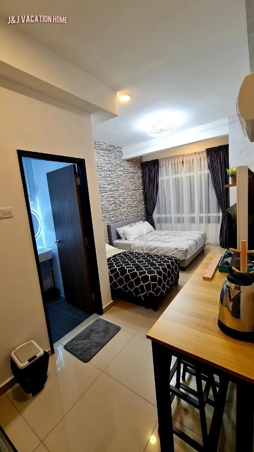 J&J Vacation Home@Novo8 Residence Kampong Tambak Luaran gambar
